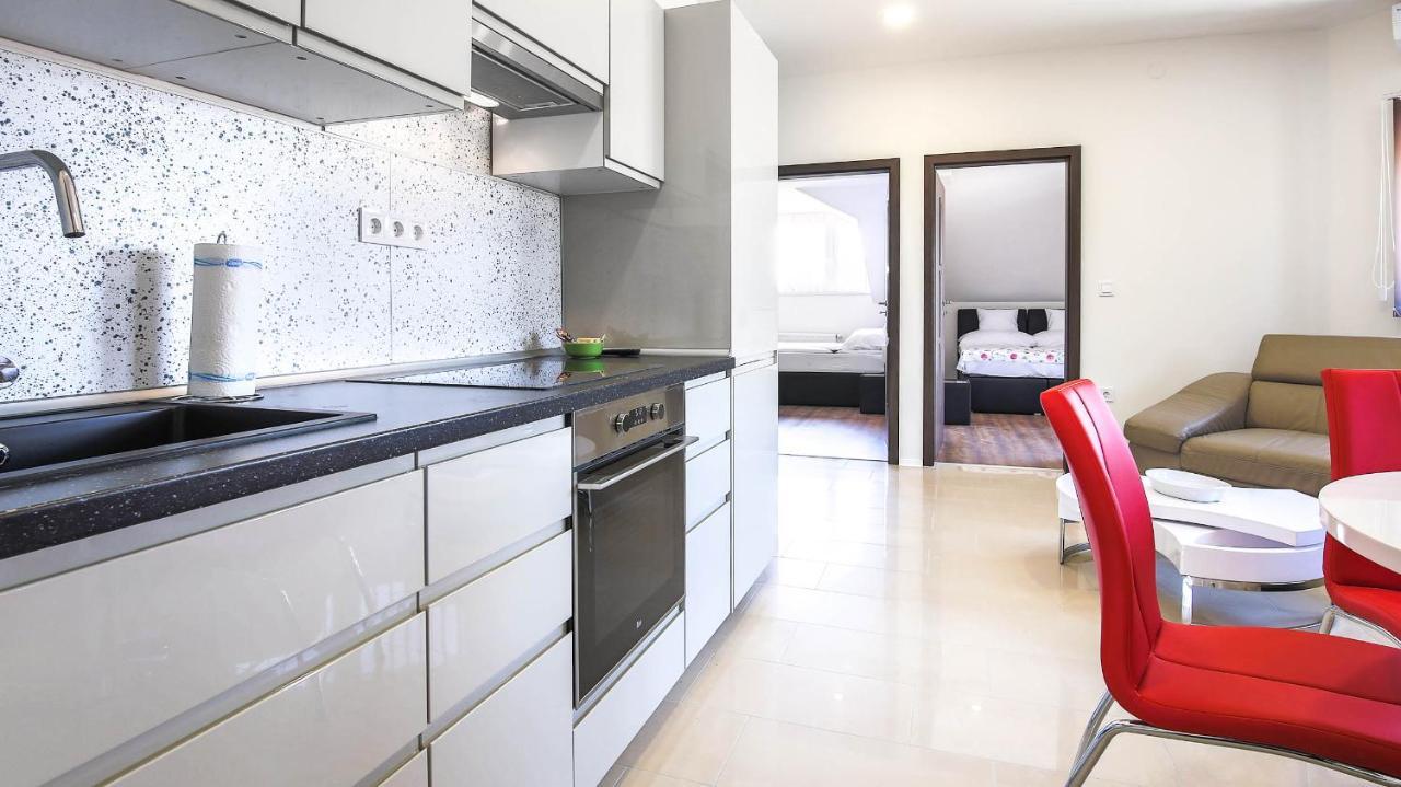 White Apartman Siofok Ngoại thất bức ảnh
