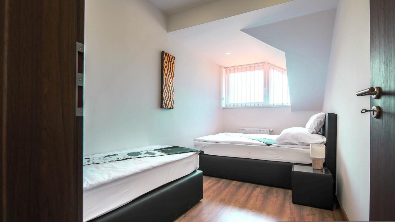 White Apartman Siofok Ngoại thất bức ảnh