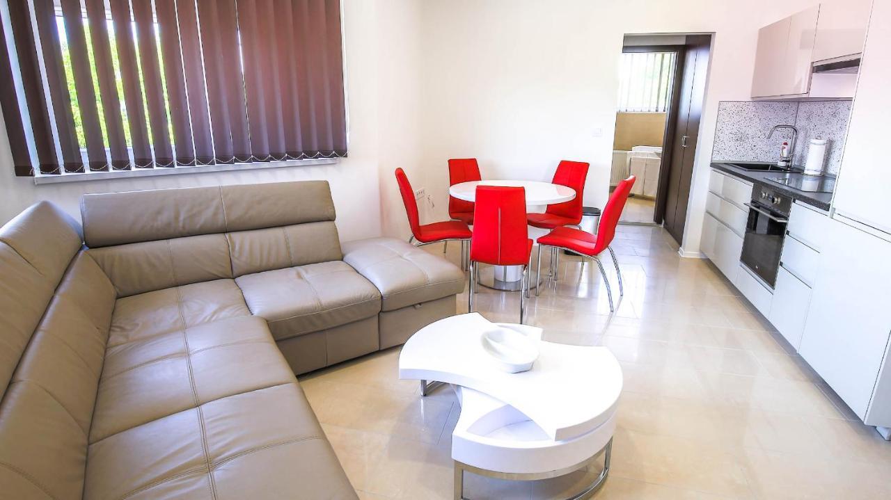 White Apartman Siofok Ngoại thất bức ảnh