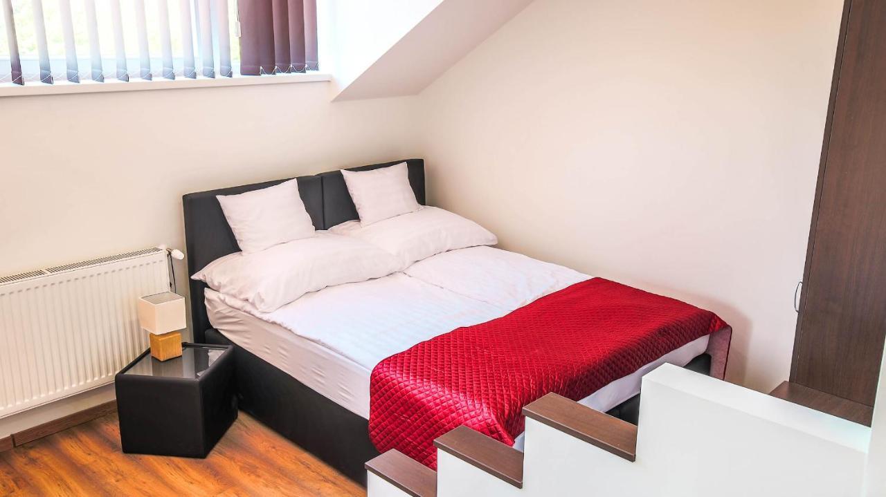 White Apartman Siofok Ngoại thất bức ảnh