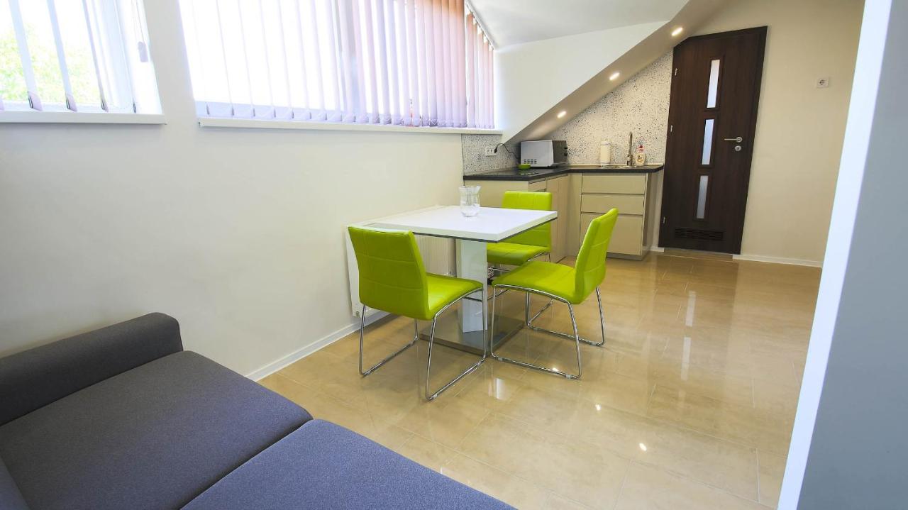 White Apartman Siofok Ngoại thất bức ảnh