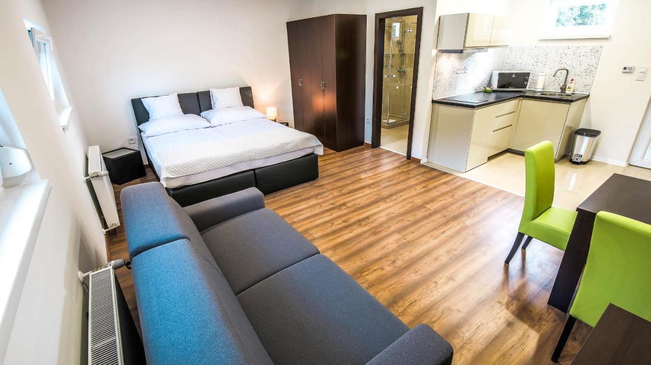 White Apartman Siofok Ngoại thất bức ảnh