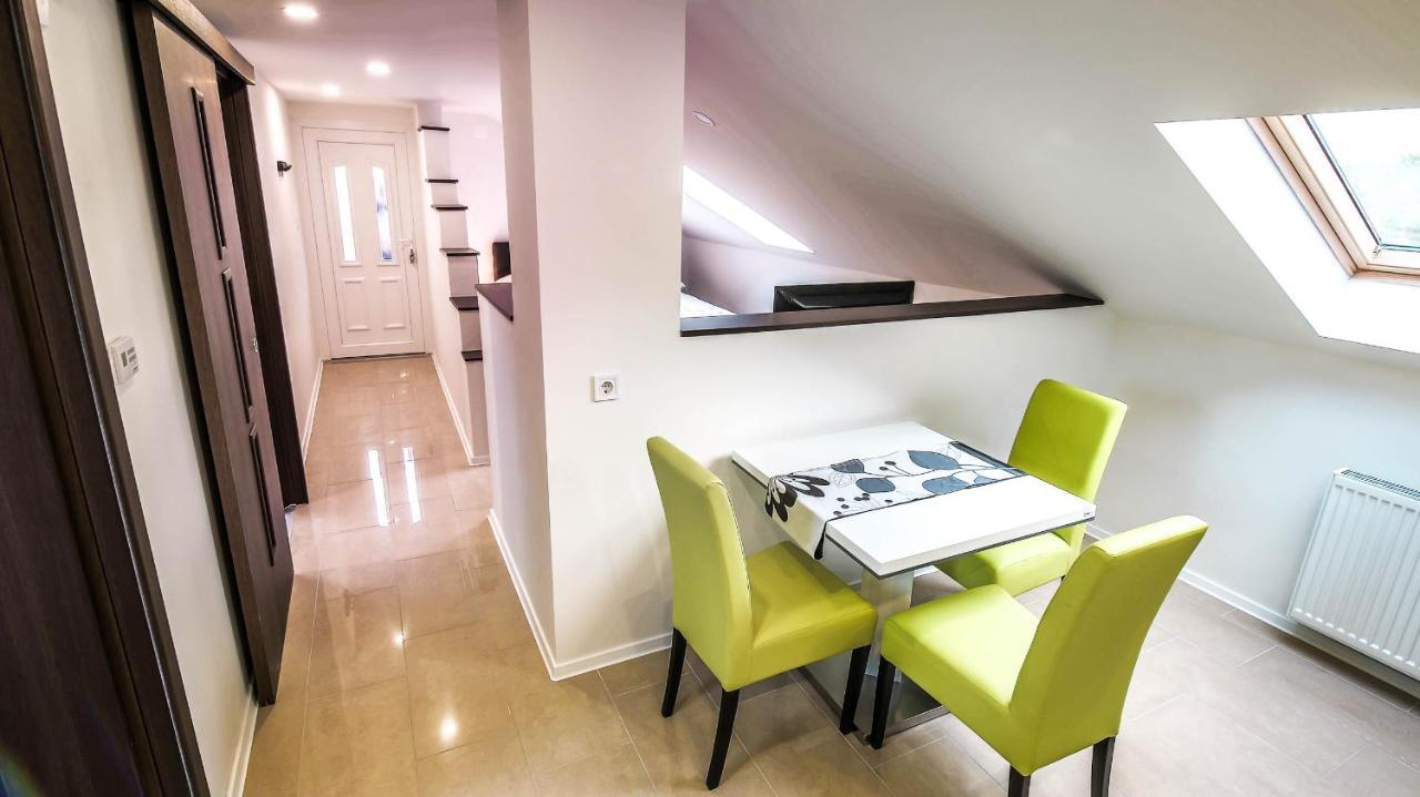 White Apartman Siofok Ngoại thất bức ảnh
