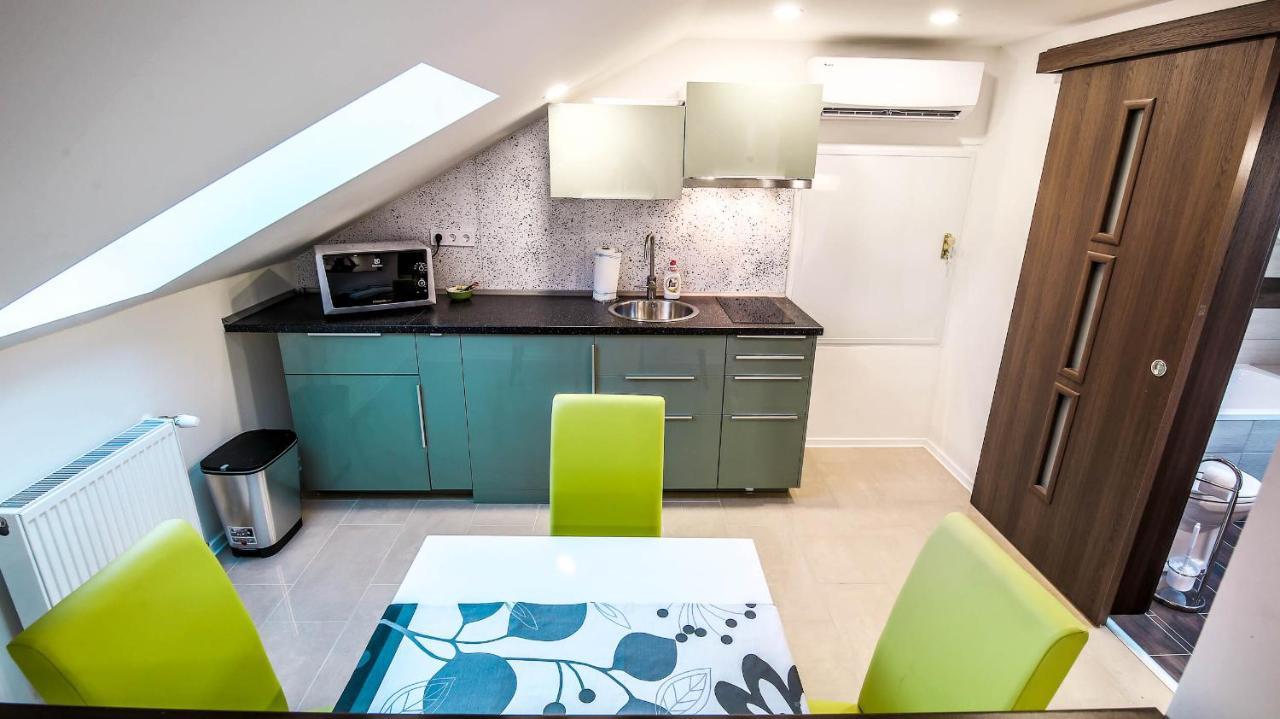 White Apartman Siofok Ngoại thất bức ảnh