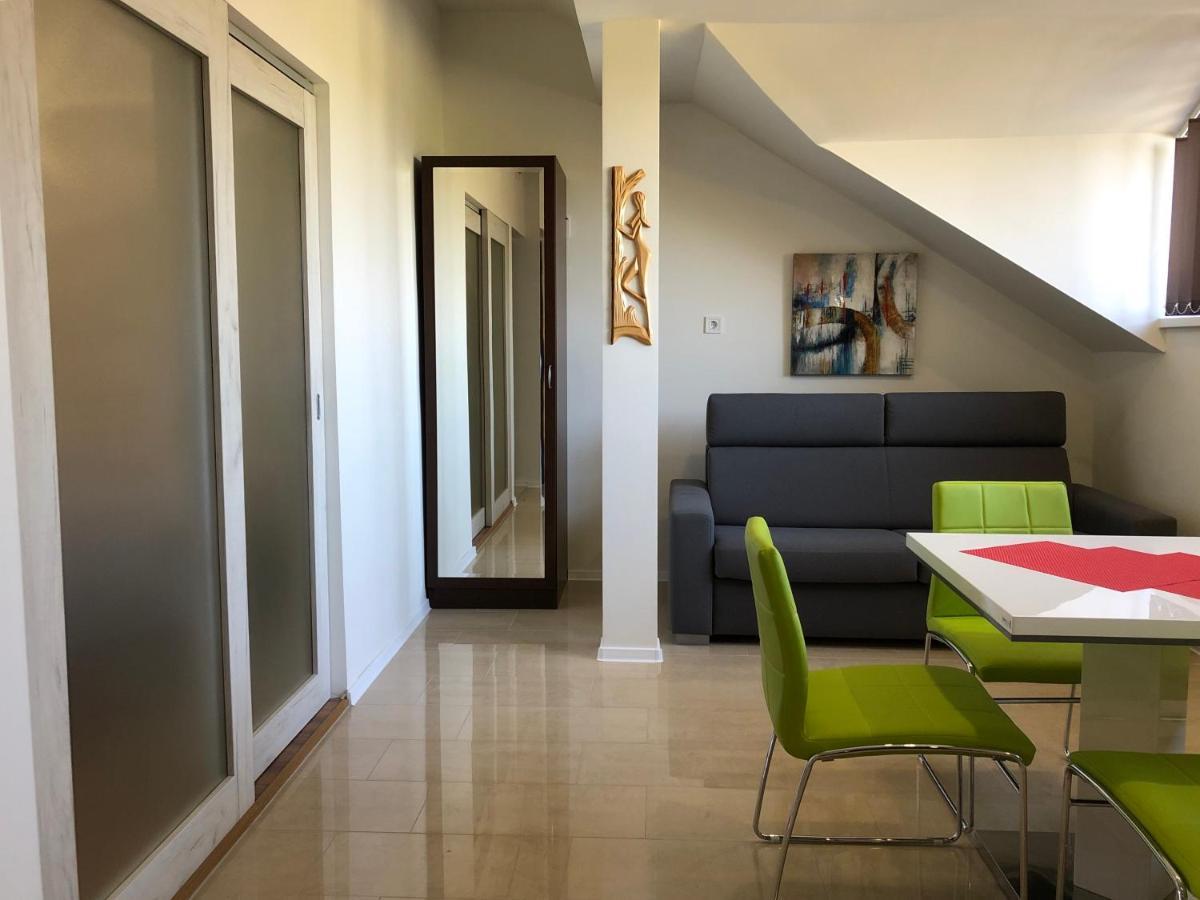 White Apartman Siofok Ngoại thất bức ảnh